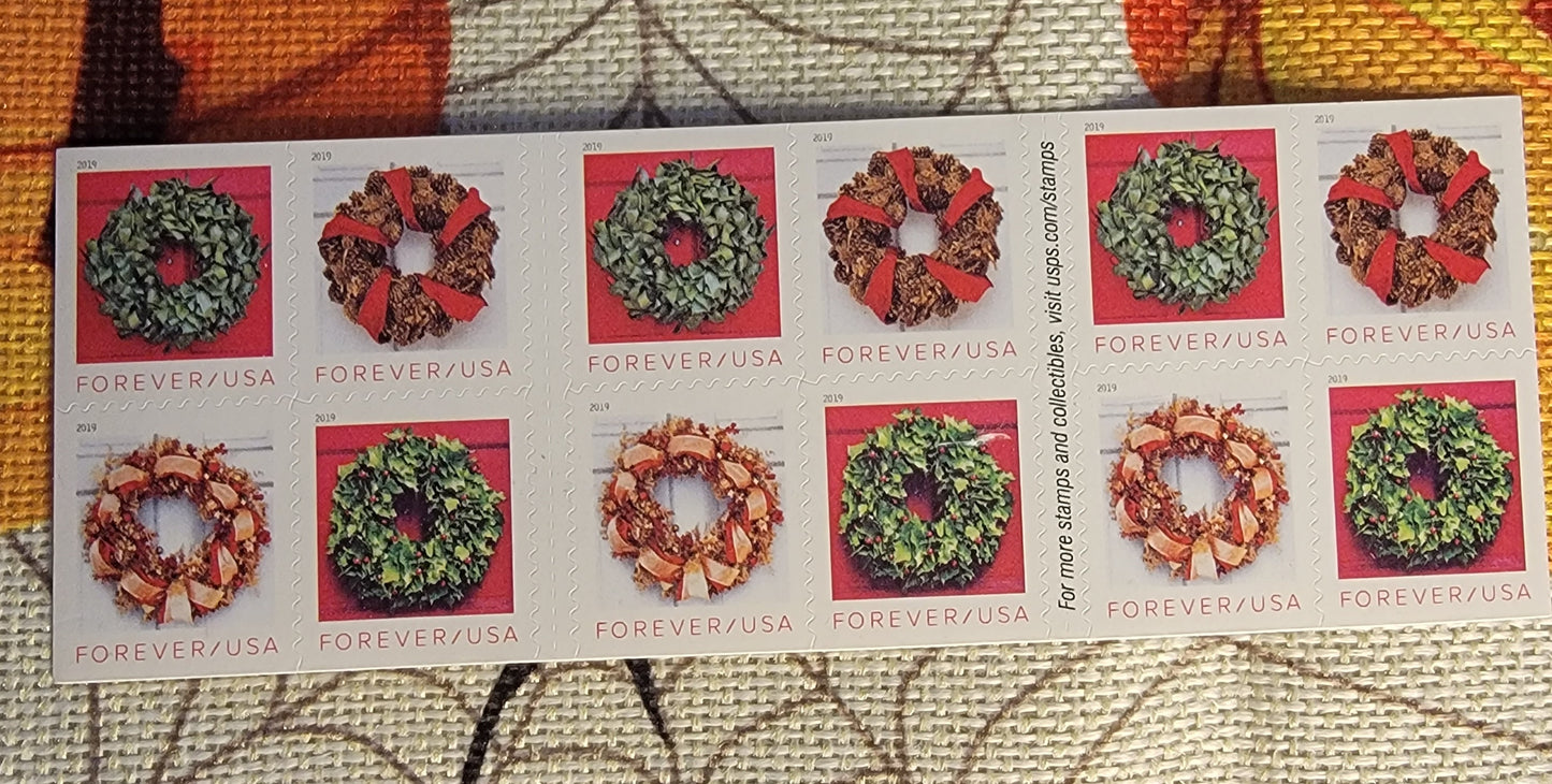 2019 Holiday Wreaths USA Forever Booklets